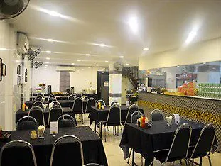 יאנגון Mr. Lee Hotel