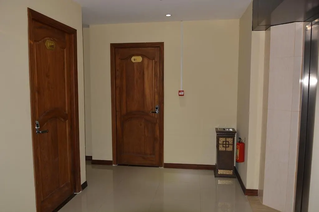 Mr. Lee Hotel Γιανγκόν Μιανμάρ